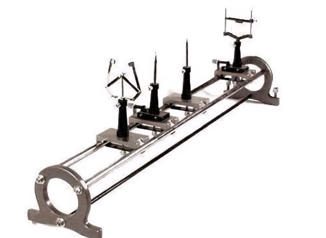 Optical bench